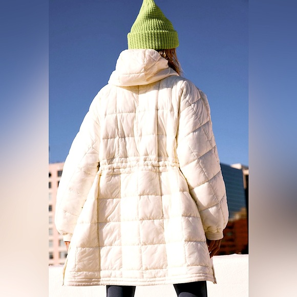 Free People Patricia Packable Poncho Puffer FP Movement NWT - Picture 2 of 14